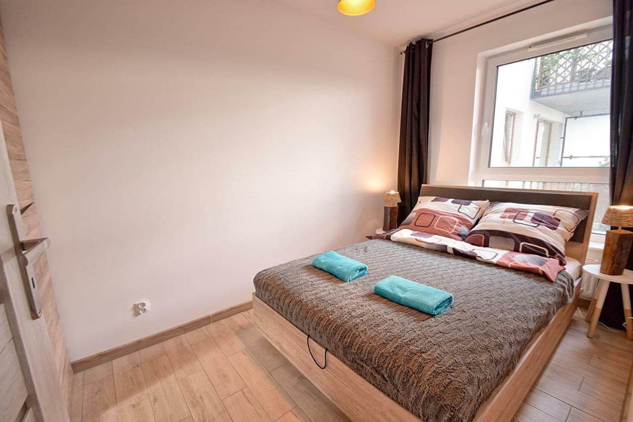 Apartament Oliwka Z Prywatnym Miejscem Postojowym Kołobrzeg Exterior foto